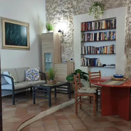 Stone&cotto Ortigia House シラクーサ