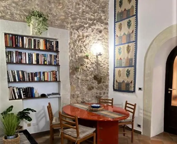 아파트 Stone&cotto Ortigia House *