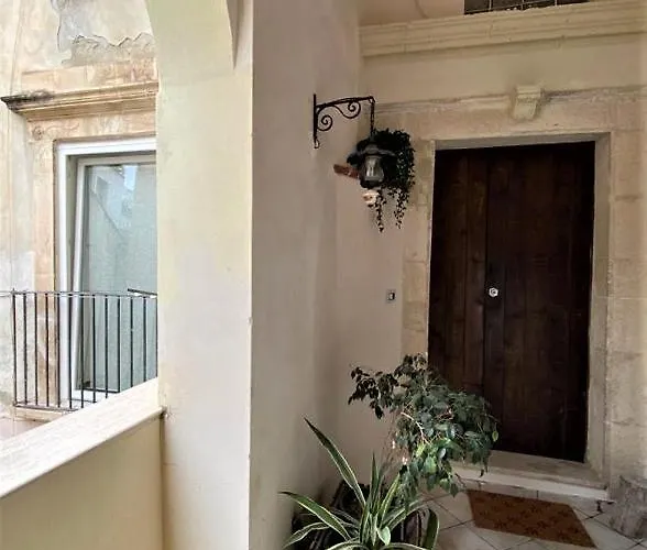 아파트 Stone&cotto Ortigia House